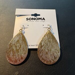 Kohl's Shimmering Gold Teardrop Earrings